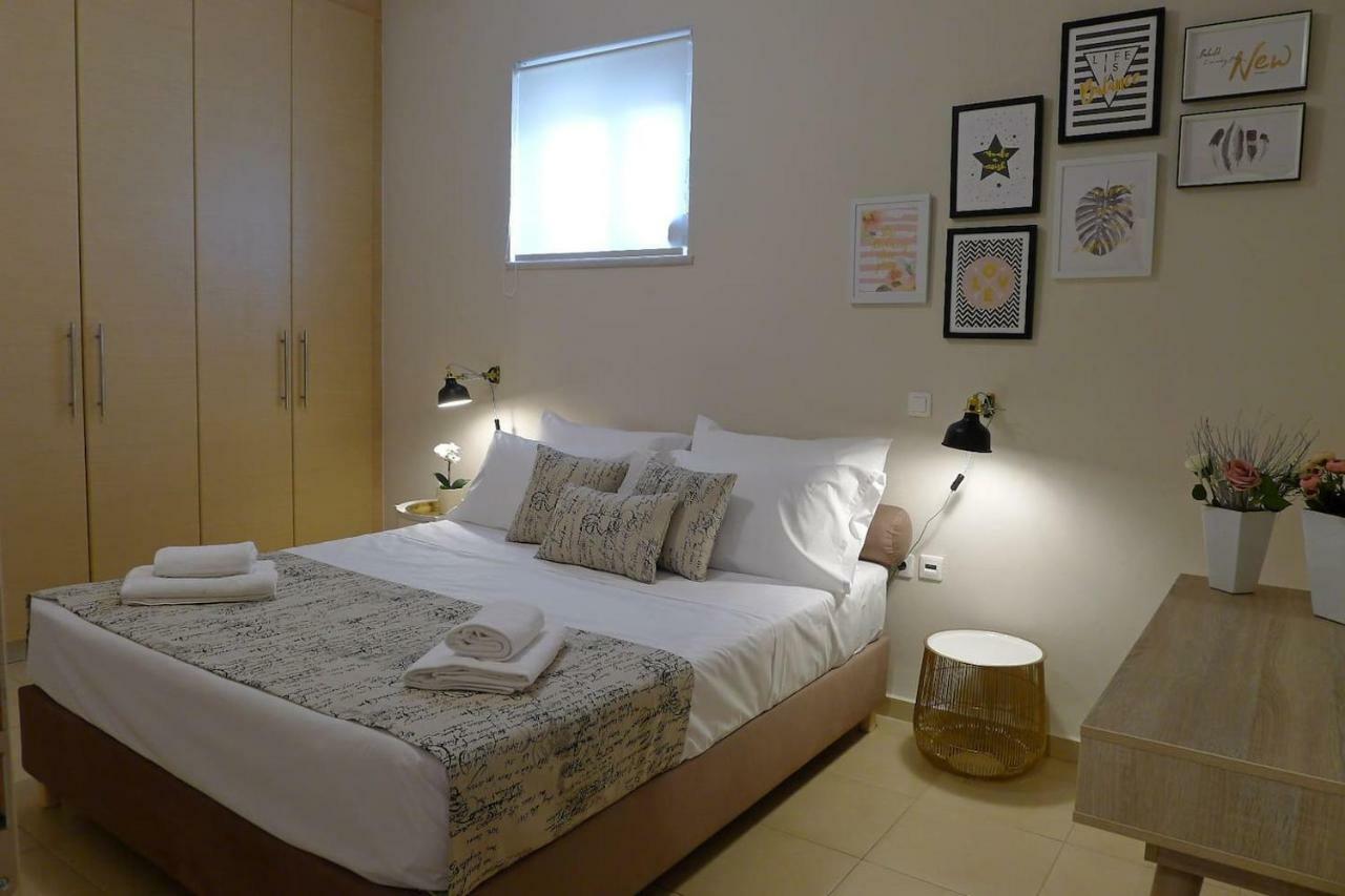 Maria & Manos Guest House, Agios Onoufrios Beach Exterior photo